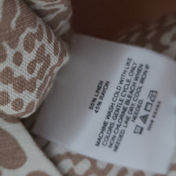 Gorgeous open-tie back Top by Express - Picture 3 of 4